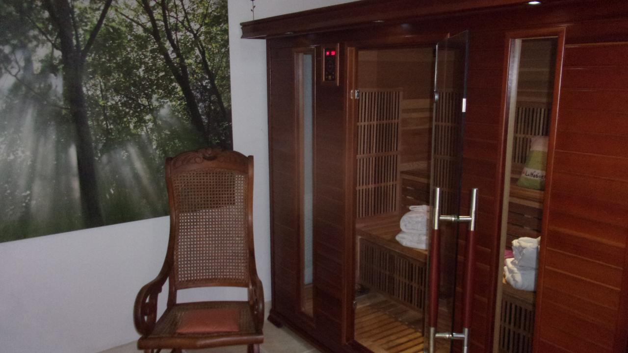 La Hoguette La Roulotte De Pommette Et Billy Bed & Breakfast エクステリア 写真